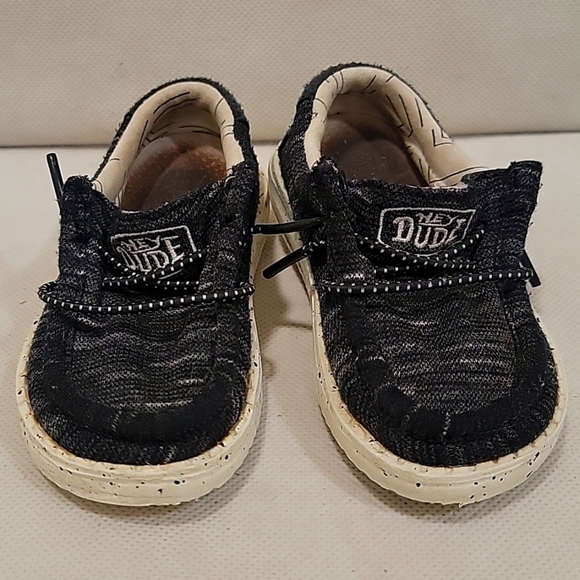 Hey Dude Other - TODDLER HEY DUDE BLACK WALLY SLIP ON SHOES (sz 6)